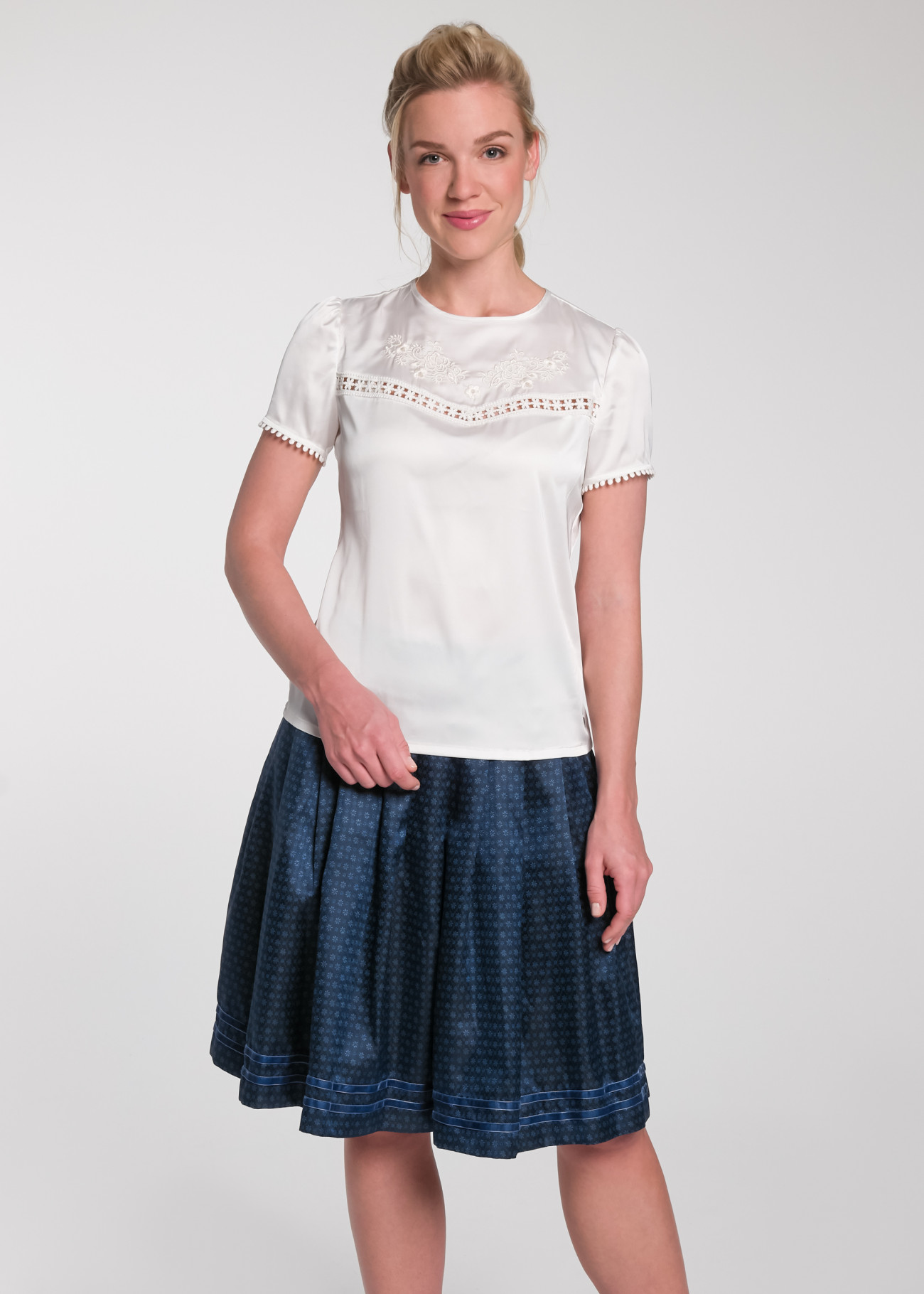 Trachtenbluse Trini Offweiss